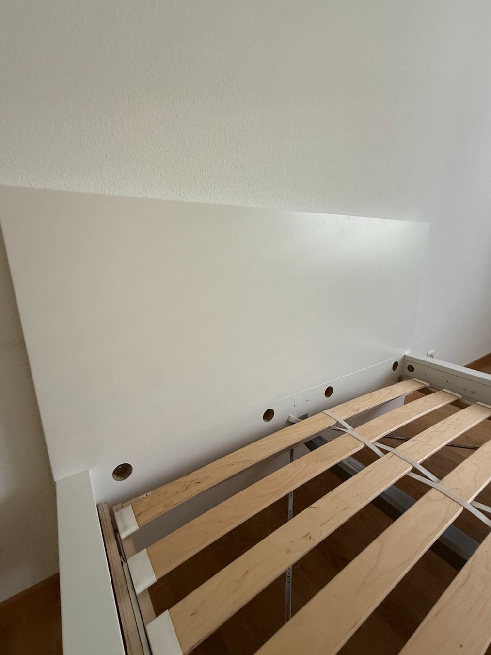 Letti: Bed frame with slatted bed frame 140x200cm - MALM – Usato da Zürich venduto da mei_wvq7 3