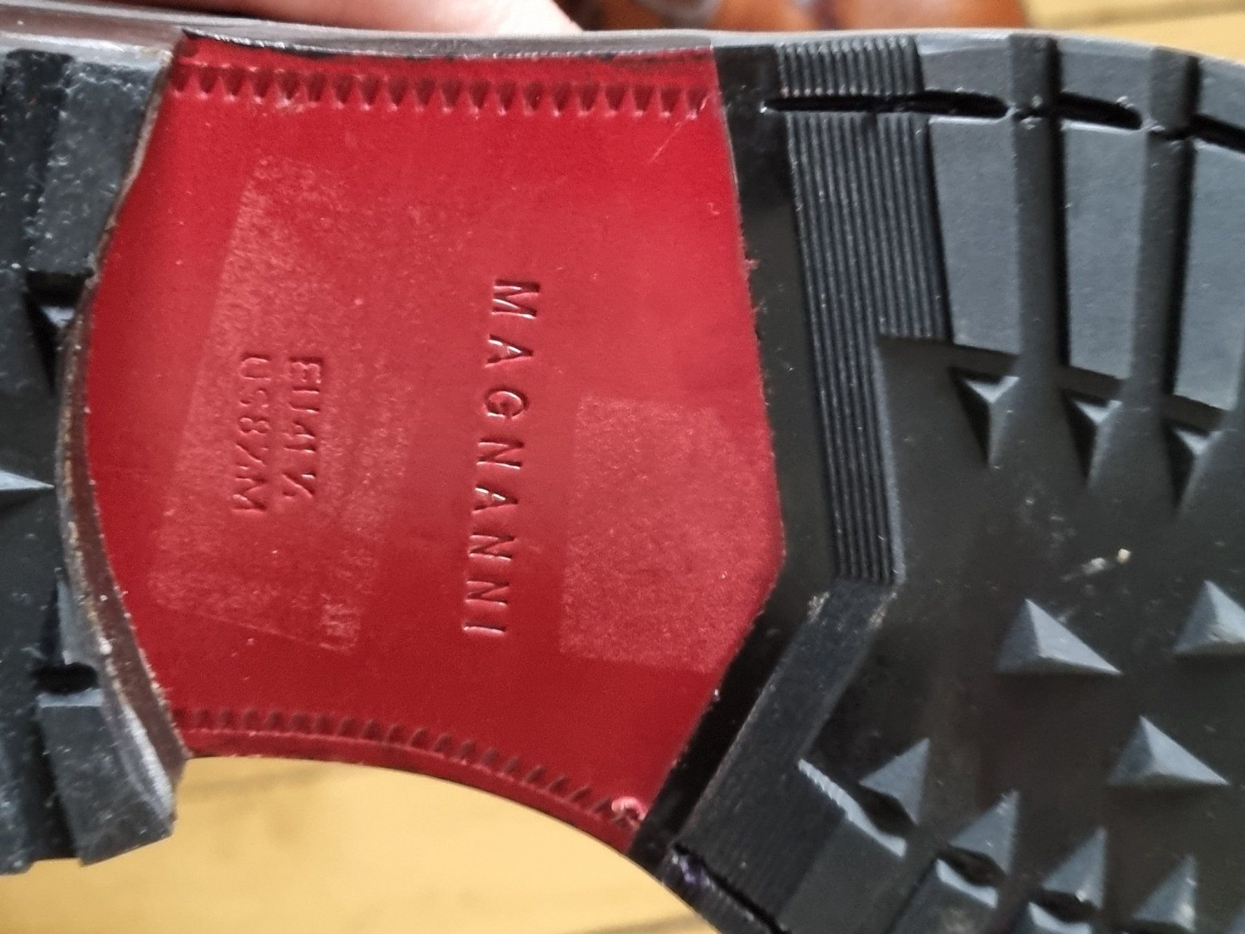 Scarpe da uomo: MAGNANNI MADE IN SPAIN – Usato da Schaffhausen venduto da Leveron13 9