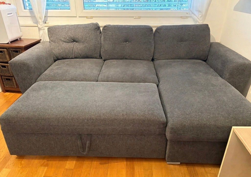 Divani: Graues Sofa fast neu – Nuovo (secondo la descrizione) da rothrist venduto da impossible02 1