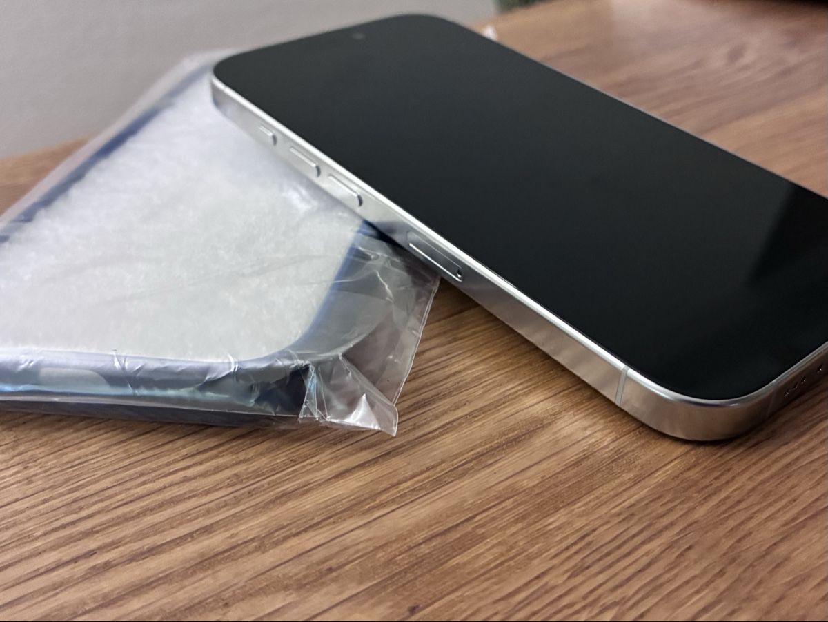 Apple Telefoni cellulari / Smartphones: iPhone 16 Pro (128 GB, weiss) – Usato da Volketswil venduto da cba_75ws 5