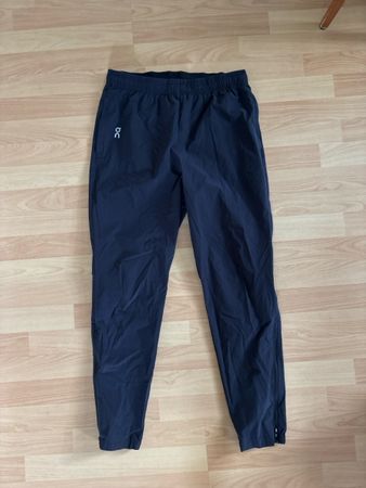 On running - core pants 