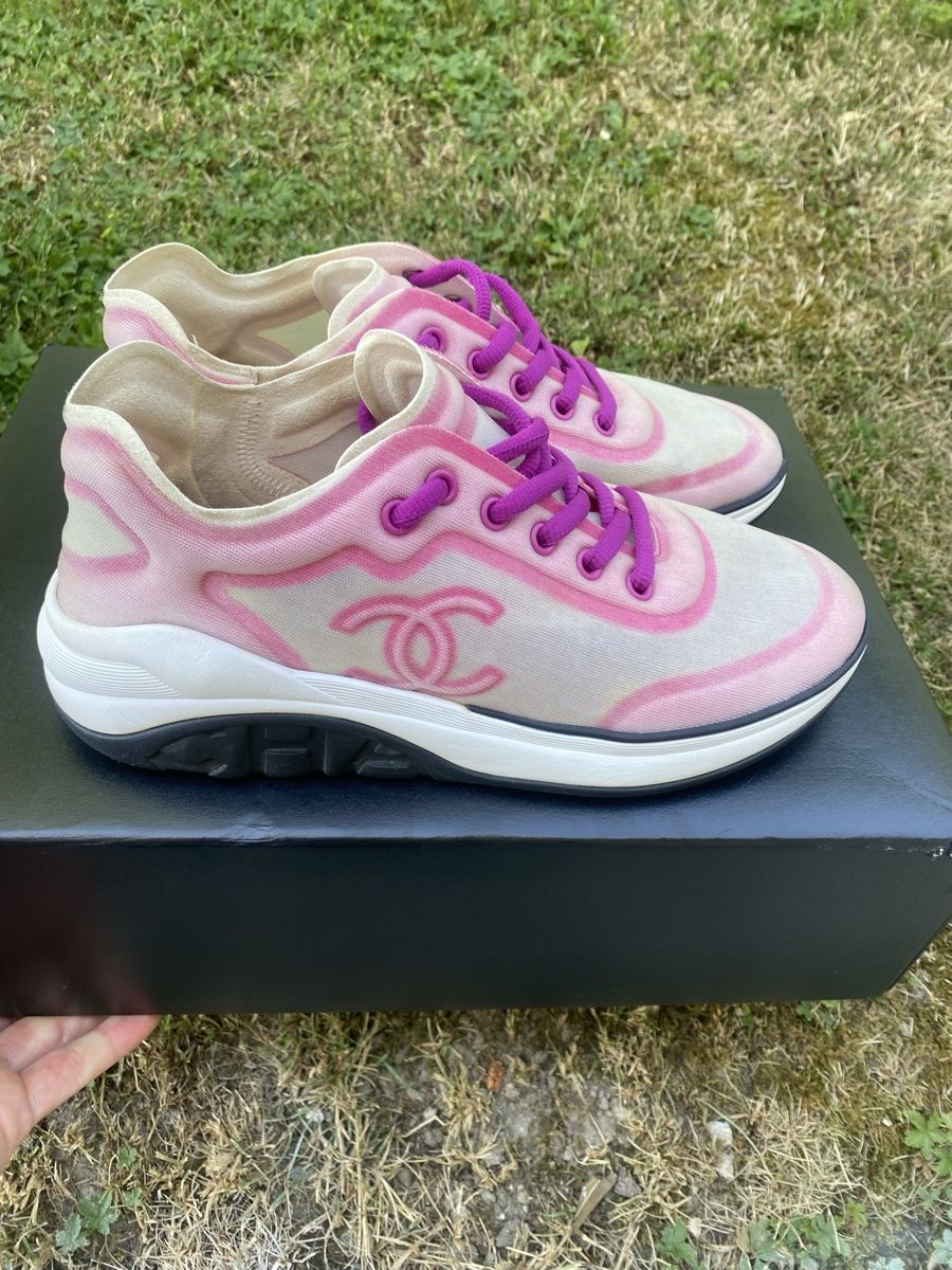 Chanel Chaussures femmes: Basket Chanel comme neuve 38 – Neuf (Voir description) à Bussigny par tmu_8p2m 6