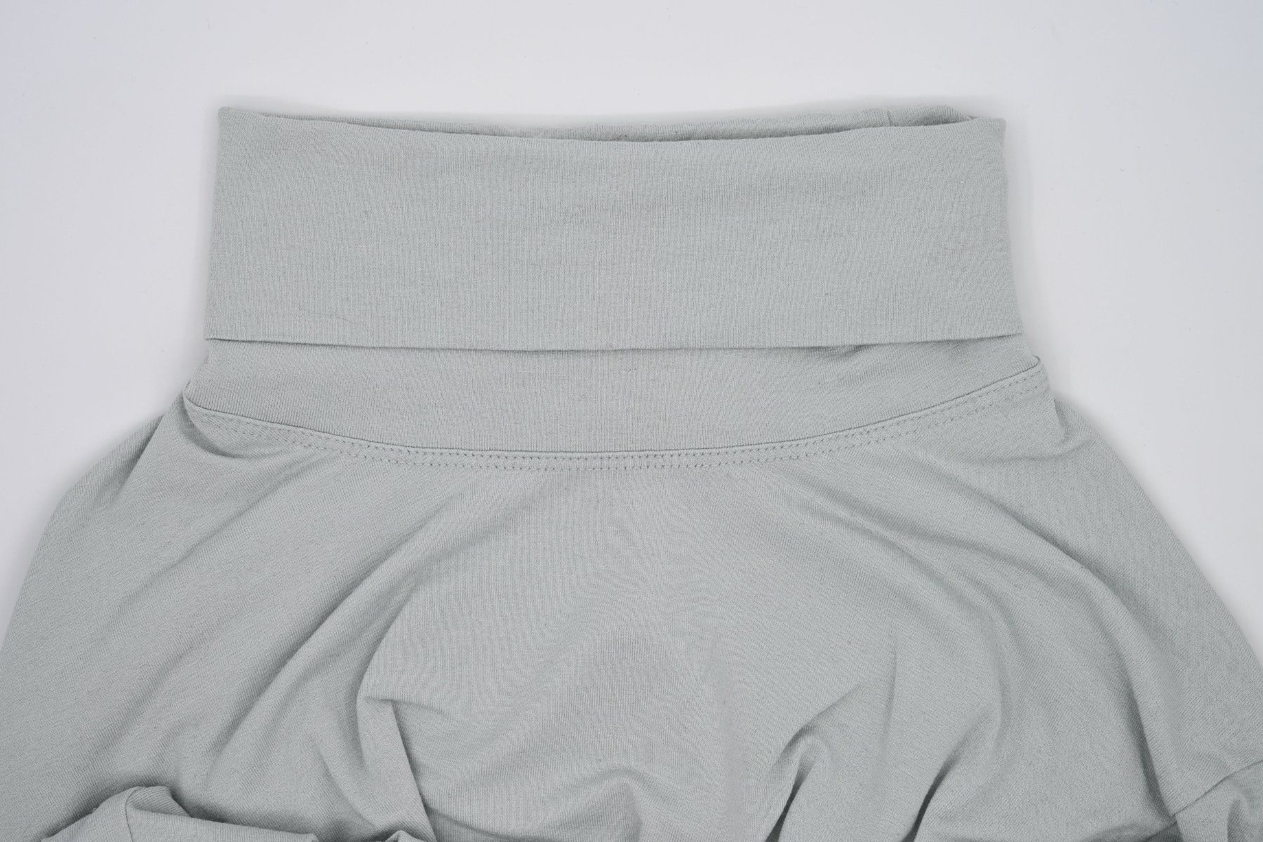 Maglioni & Felpe: Bianca Rollkragenpullover, Gr. 40, hellblau – Usato da Dürnten venduto da pema28 3