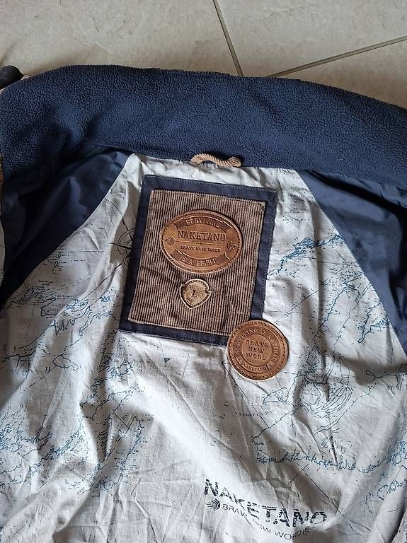Jacken: Naketano Jacke gr. L – Gebraucht aus Hilterfingen von Audimat 2