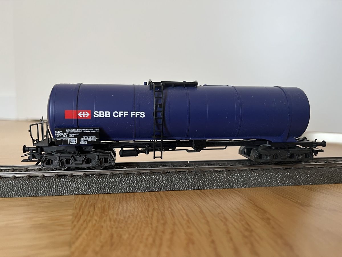 Modellini di ferrovie: Konvolut Kesselwagen Divers – Usato da Basel venduto da Re620_11627 5