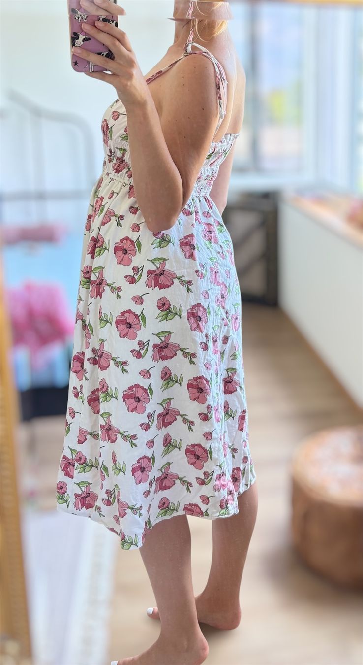 Robes: Sommerkleid Blumenmuster Weiss Grösse S – D'occasion à Zürich par jen_2b9j 2