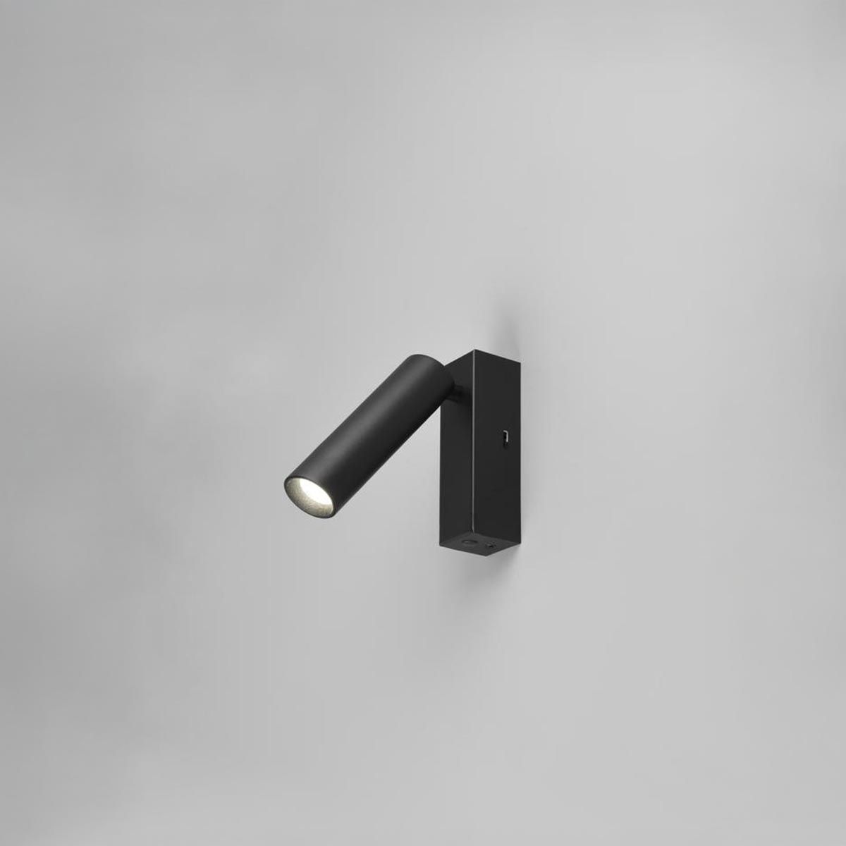 Lampen: LED Spot, 1er, Farbwechsler, 18 cm Höhe – Neu (gemäss Beschreibung) aus Kreuzlingen von Smart-Light 1