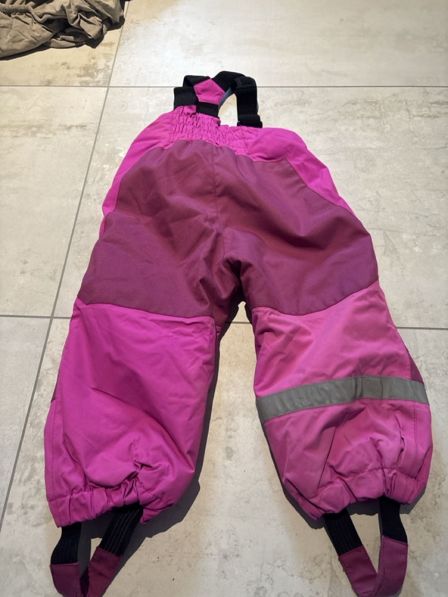 H&M Pantaloni: Schneehose – Usato da Aetingen venduto da pat_ykl9 2