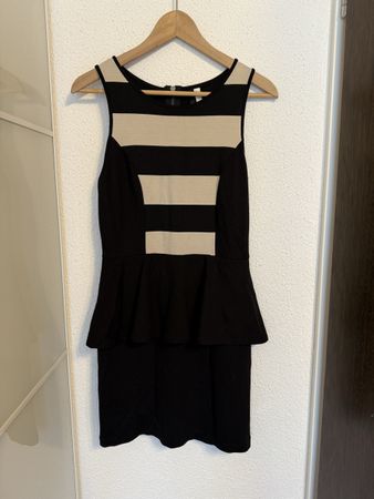 Neuwertiges, gestreiftes Kensie Kleid, S, Schwarz/Beige