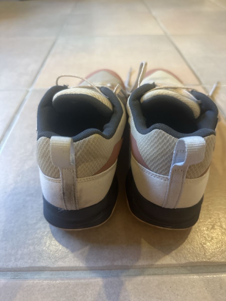 Salomon Scarpe da uomo: Trekkingschuhe Salomon beige Grösse 42 – Usato da Oberentfelden venduto da HennaBina 5