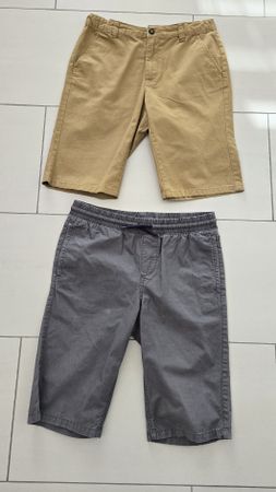 Bermudas lot 2