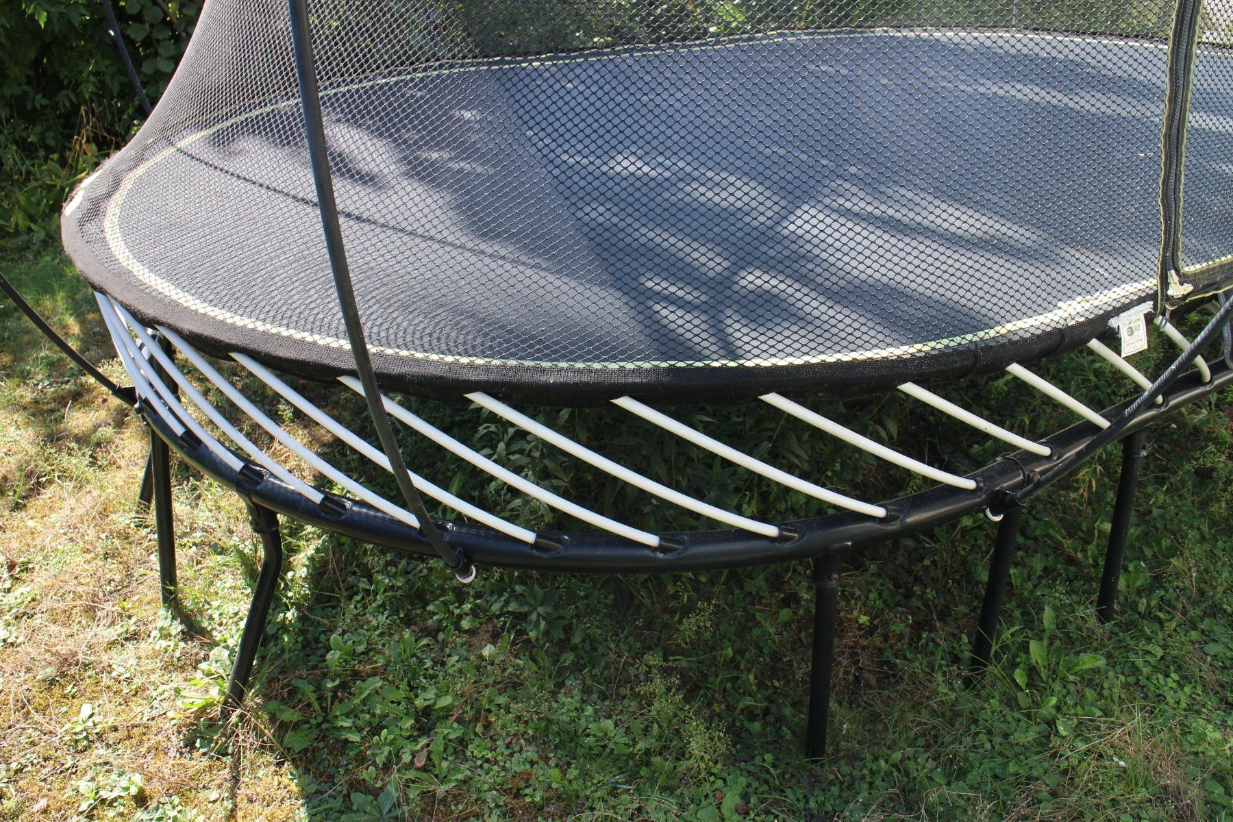 Springfree Trampolines: Trampolin Springfree – D'occasion à Wettswil par Tichel 3