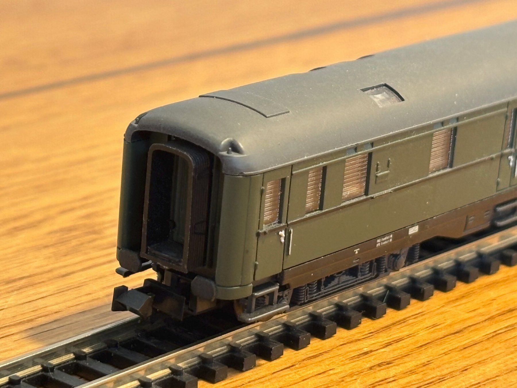 Modellini di ferrovie: *e698: DB Gepäckwagen, Roco  (Spur N) – Usato da Birsfelden venduto da Birs_25 3