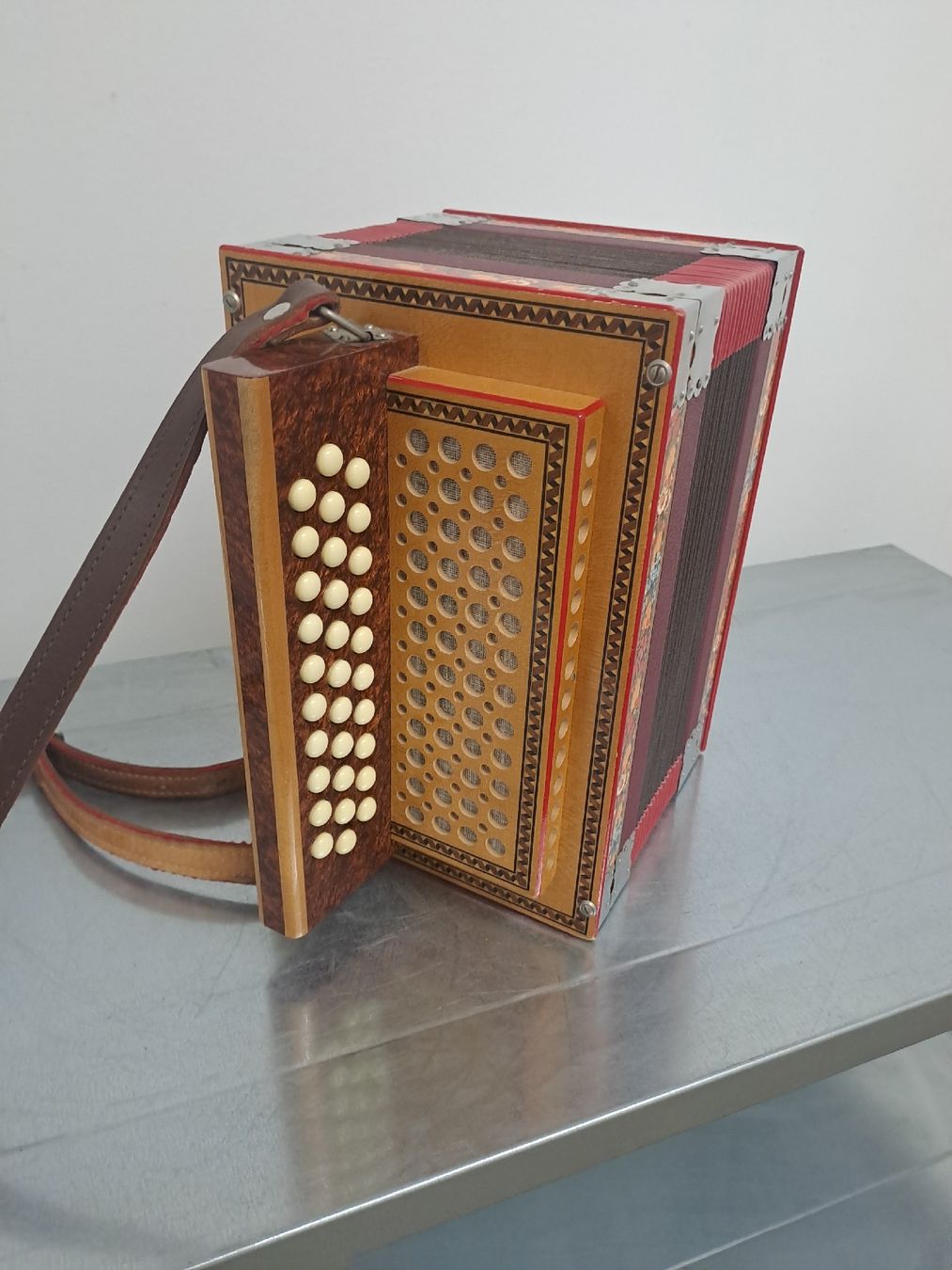 Instruments de musique: kollegger orgeli ton B  – D'occasion à Villeneuve par BibiVintage 4