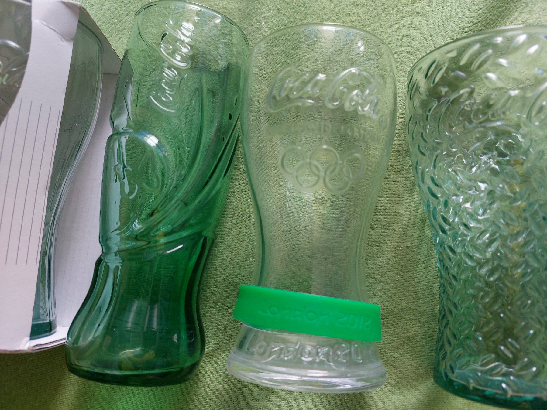 Coca-Cola Bicchieri: lot de 30 verre Coca Cola pour collection, décoration, usage – Nuovo (secondo la descrizione) da Lausanne venduto da Thy19 8