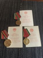 Original UdSSR Medaillen-Set: 3x Sieg 1945 (Frau) + Papiere