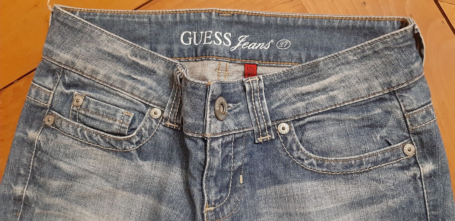 Guess Jeans: GUESS Jeans bootcut staight cut Gr.28/XS – Nuovo (secondo la descrizione) da Zürich venduto da Venecia25 1