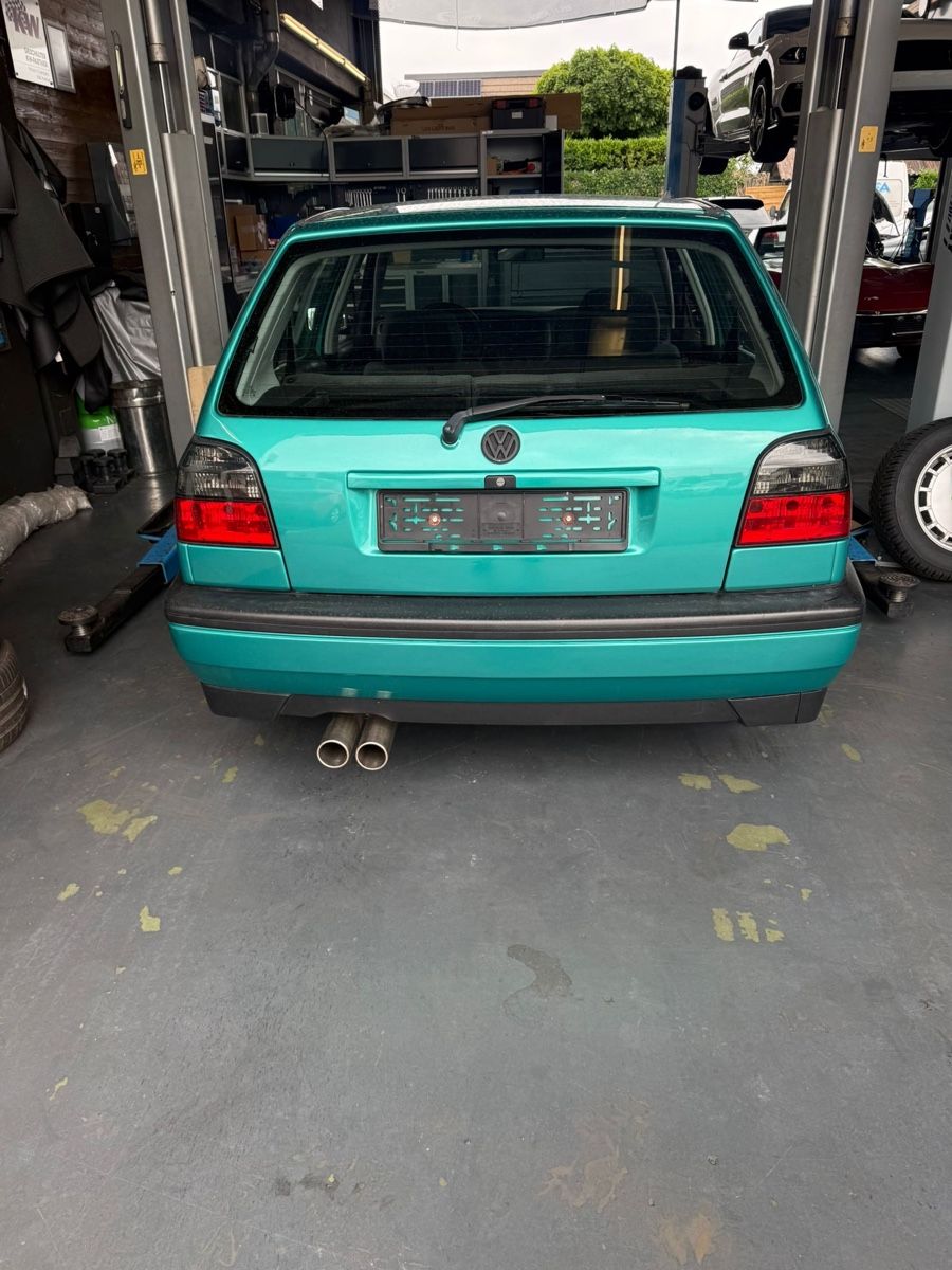 VW Tutti pezzi di ricambio auto: VW Golf 3 Rücklichter – Usato da Amriswil venduto da FitmentCompany