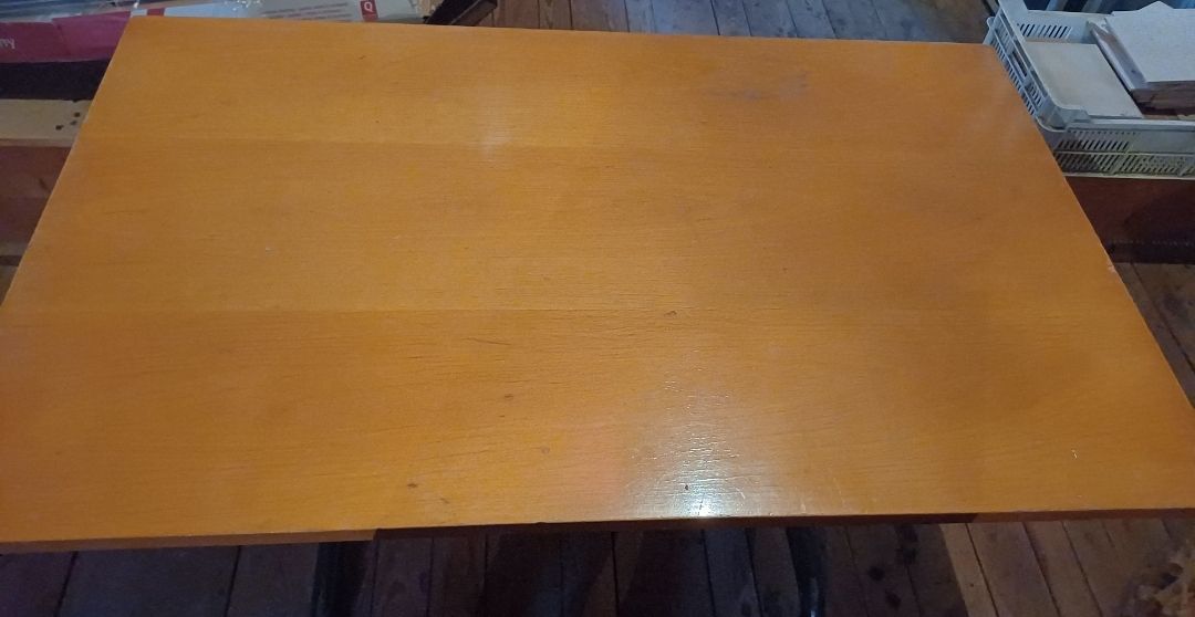 Tavoli: schöner robuster 4 er Holztisch – Usato da Flaach venduto da ker_6ml7 1