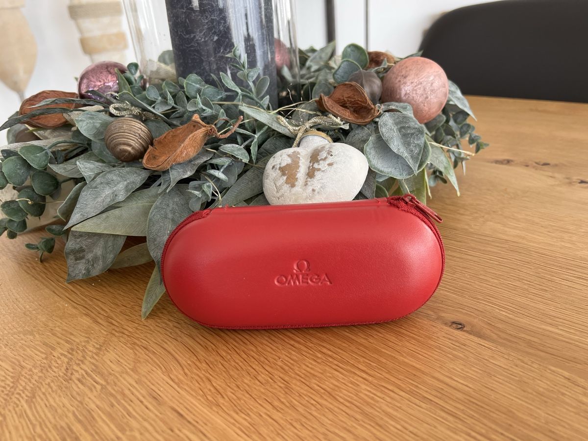 Omega Uhren: Uhrbox Omega – Gebraucht aus Döttingen von Steinklopferin 3