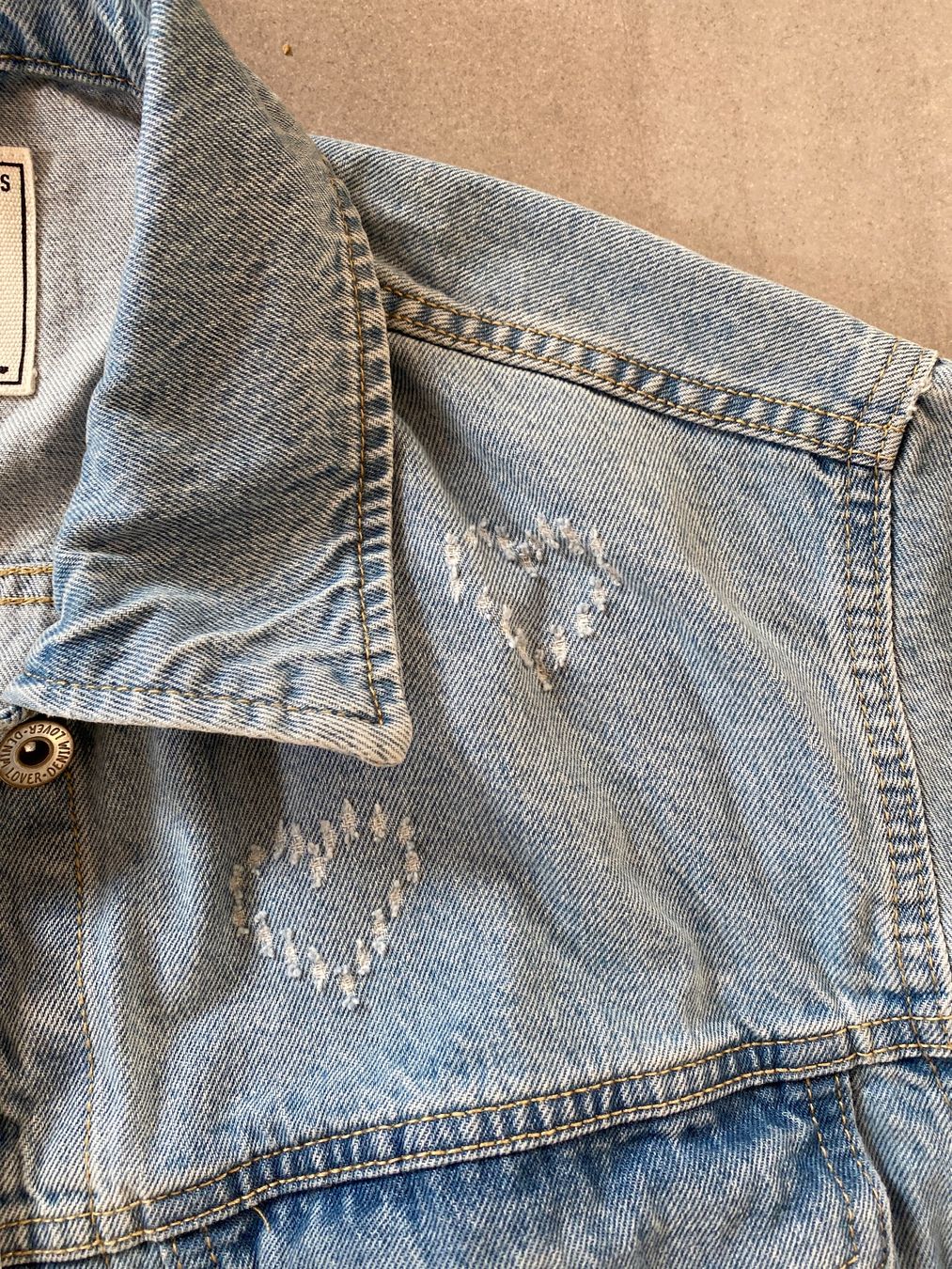 C&A Vestes & Manteaux: Jeansjacke 170 – D'occasion à Bleienbach par Dbeno 1