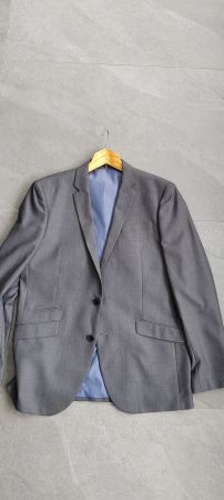 Herrenanzug, Grau, Grösse 42L Slim Fit, Top Zustand!