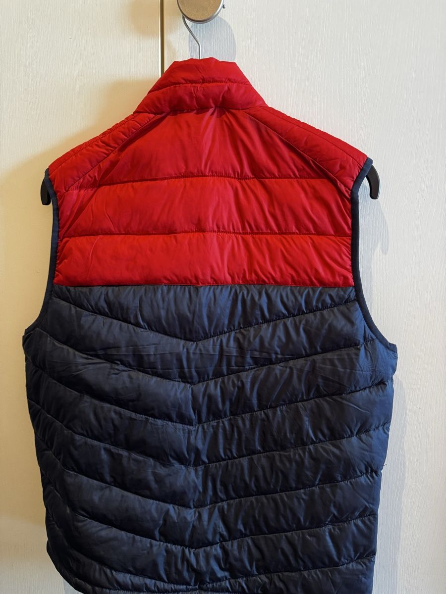 Tommy Hilfiger Gilet & Giacche: Doudoune sans manches Jack & Jones S mi-saison – Usato da La Chaux de fonds venduto da car_f9yg 1