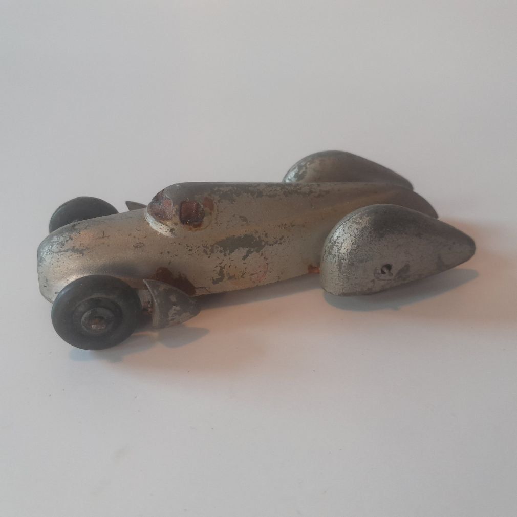 Giocattoli: Vintage Batmobil ca. 10,2 cm – Usato da Langnau i. E. venduto da Giordano-Aurelio