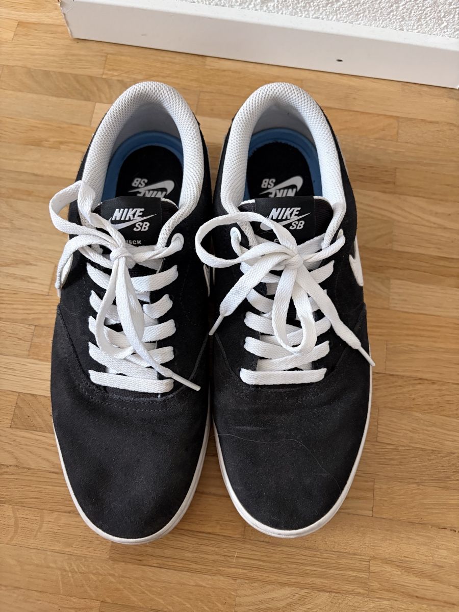 Nike Scarpe da uomo: Nike SB Schuhe schwarz Grösse 41 – Nuovo (secondo la descrizione) da Busswil BE venduto da Jara97