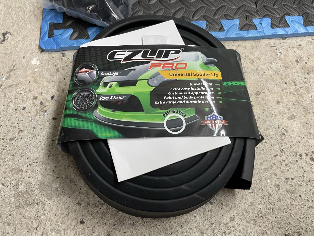 Sonstiges Fahrzeugzubehör: Frontlipe – Neu und originalverpackt aus Schaffhausen von Mustang026