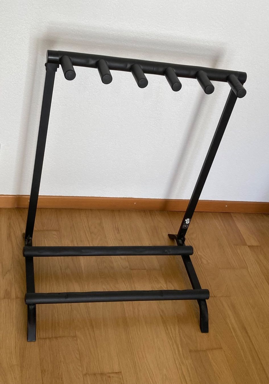Supporti per strumenti musicali & leggii: Gitarrenständer für 5 Instrumente – Usato da Bern venduto da yla_88nl