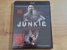 Junkie (2012) Uncut NEU OVP RAR Bluray