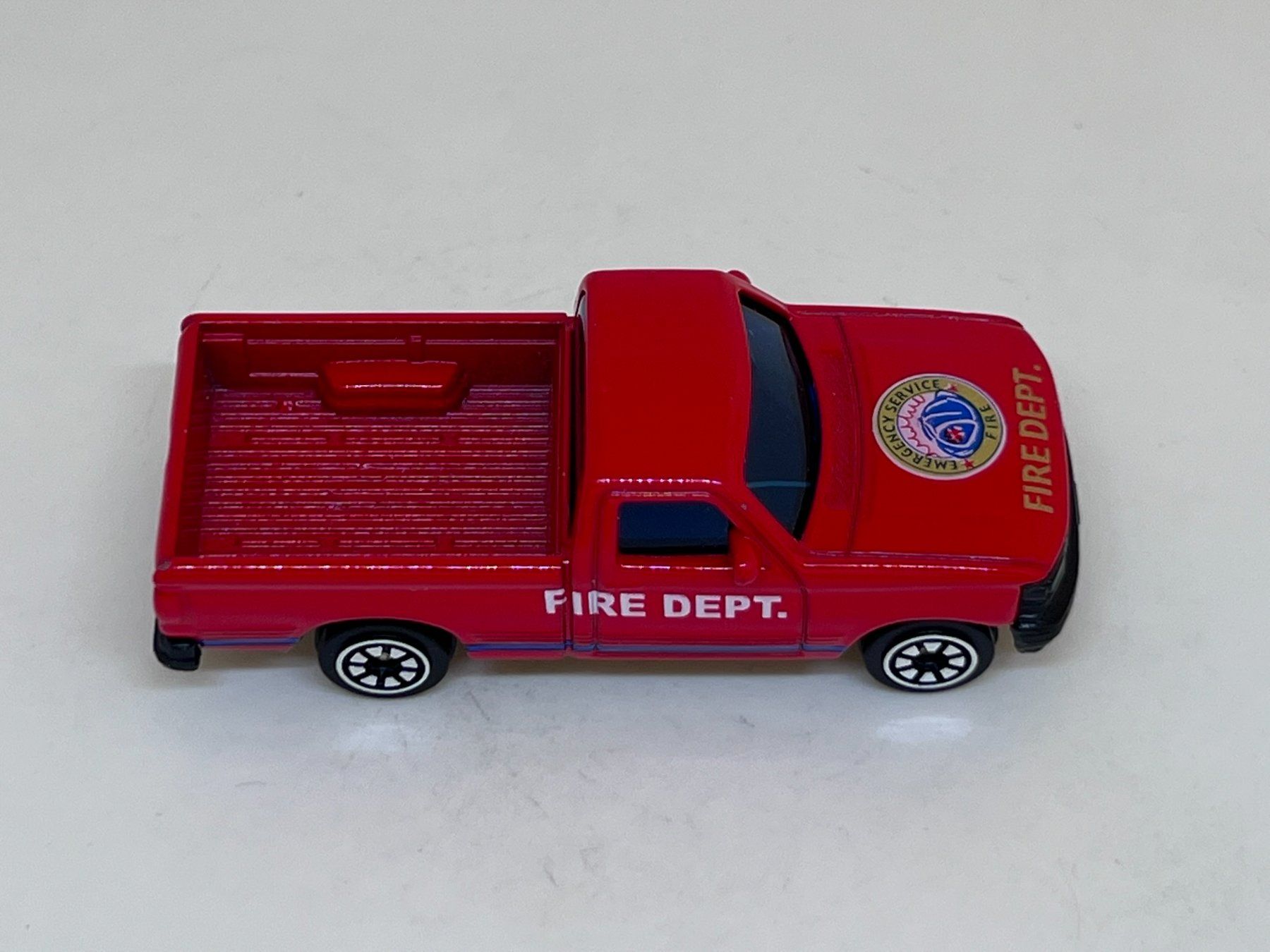 Welly Modellini d'auto: Welly Pickup #728 – Usato da Wildegg venduto da LaaBoutique 1