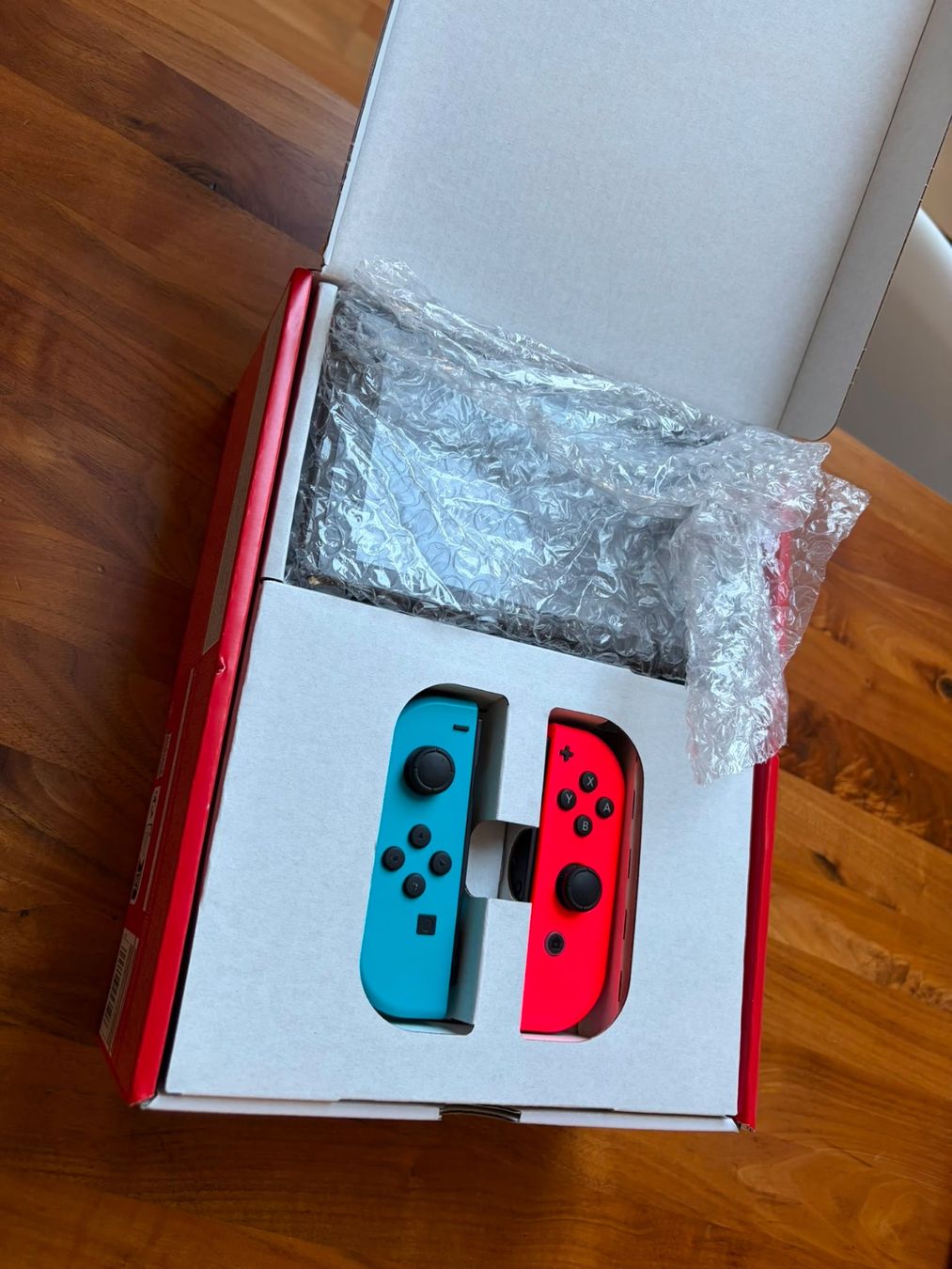 Nintendo Konsolen: Nintendo Switch & Mario Controller wie neu – Gebraucht aus Winterthur von nad_2xcr 1