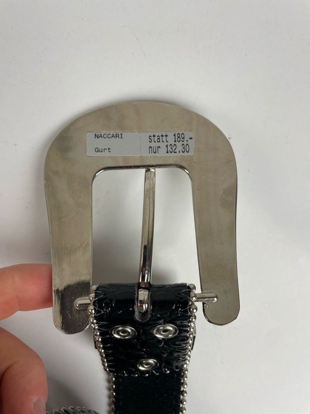 Cinture: Schwarzer Ledergürtel mit Strass-Schnalle Gr. L – Nuovo e nell'imballaggio originale da Wängi venduto da LiqKojote 2