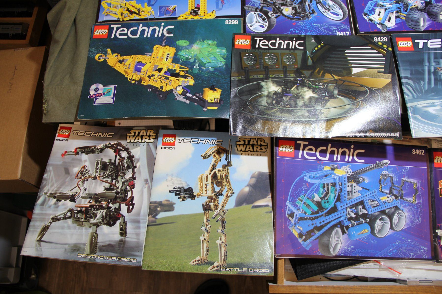 Technics Kit di costruzioni: LEGO Technic Anleitungen 1990 - 2000, 19 Stk – Usato da Belp venduto da Tomsek 2