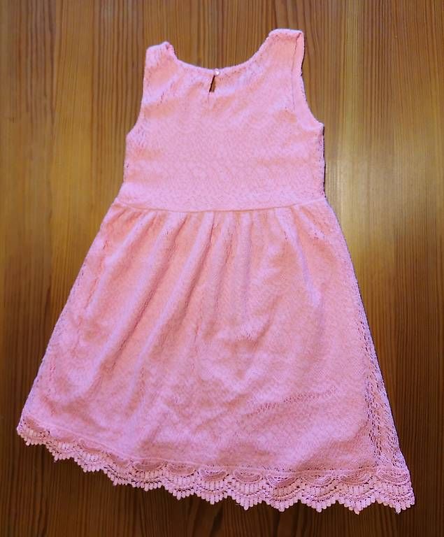 Vestiti & Gonne: Sommerkleid mit Spitze 134/140 – Usato da Detligen venduto da ras_7ksp 1