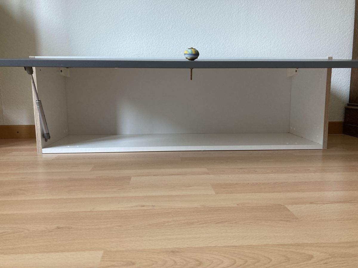 Schränke: Klapphängeschrank – Neu (gemäss Beschreibung) aus St. Gallen von mave3 2