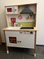 Spielküche mit viel Zubehör