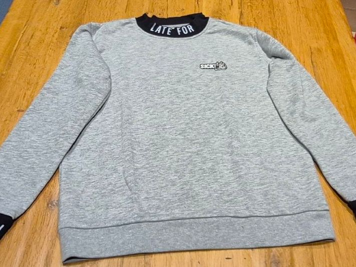Lotti & Set di vestiti: 146/152 - Grösse, 3er SET Kinder Pullover Jungen – Usato da Nottwil venduto da echtMOMO 7