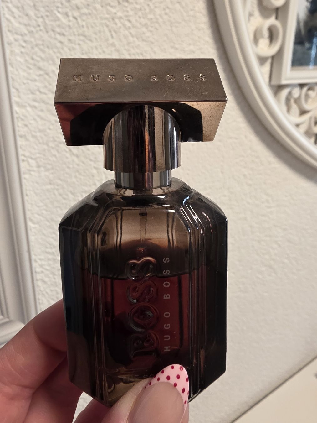 Hugo Boss Parfums & Eau de Toilette: Hugo Boss The Scent Absolute 30ml Damenduft  – D'occasion à Madiswil par Sandraho 1