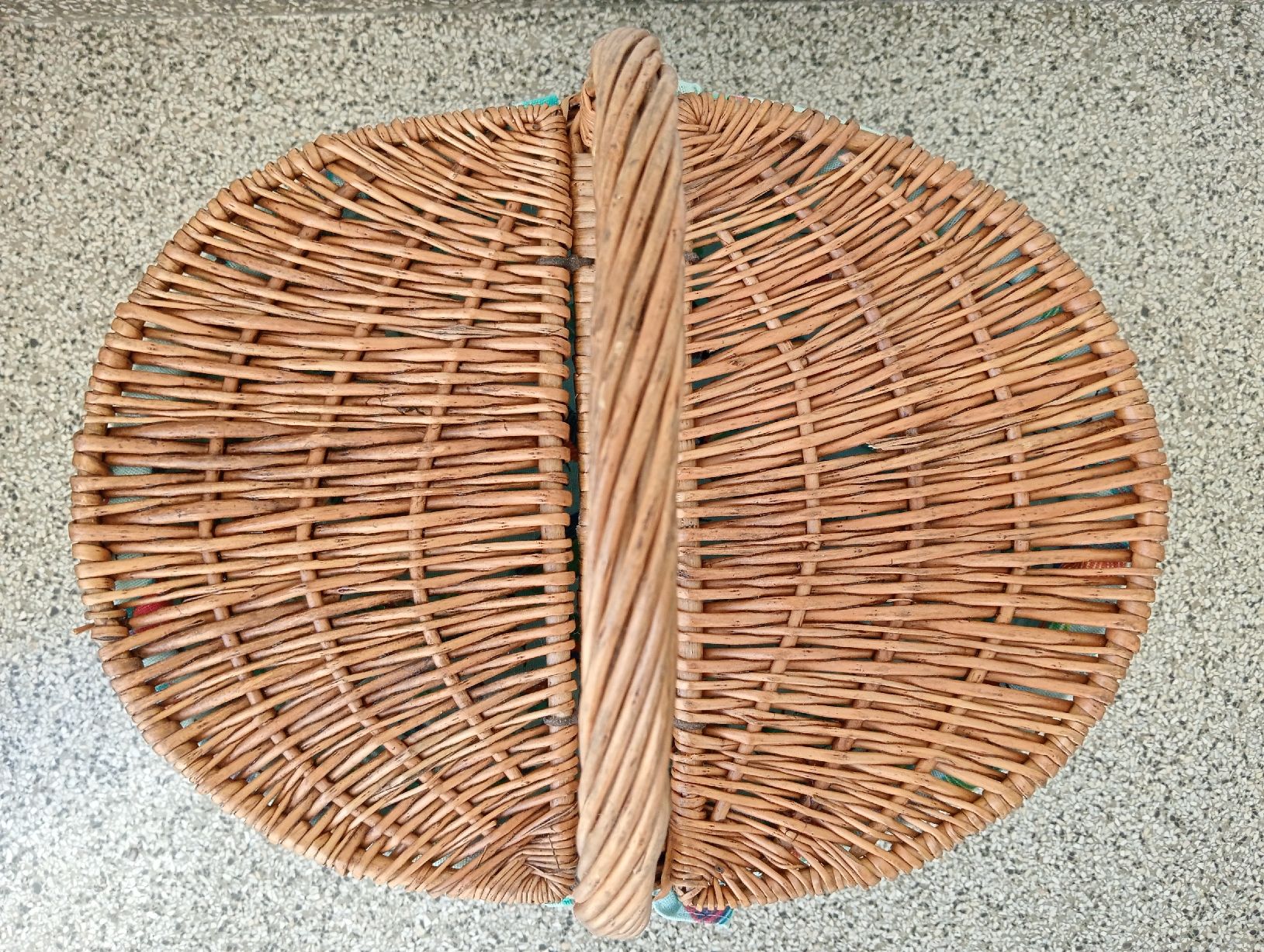 Altro per la casa: Picknickkorb Korb Weide mit Stofffutter 40 x 30 x 20cm – Usato da Allschwil venduto da Evgeniia78 2