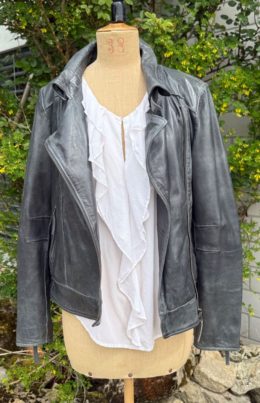Jacken: Lederjacke Biker-Stil Anthrazit – Gebraucht aus Lostorf von Ka_schmi 9
