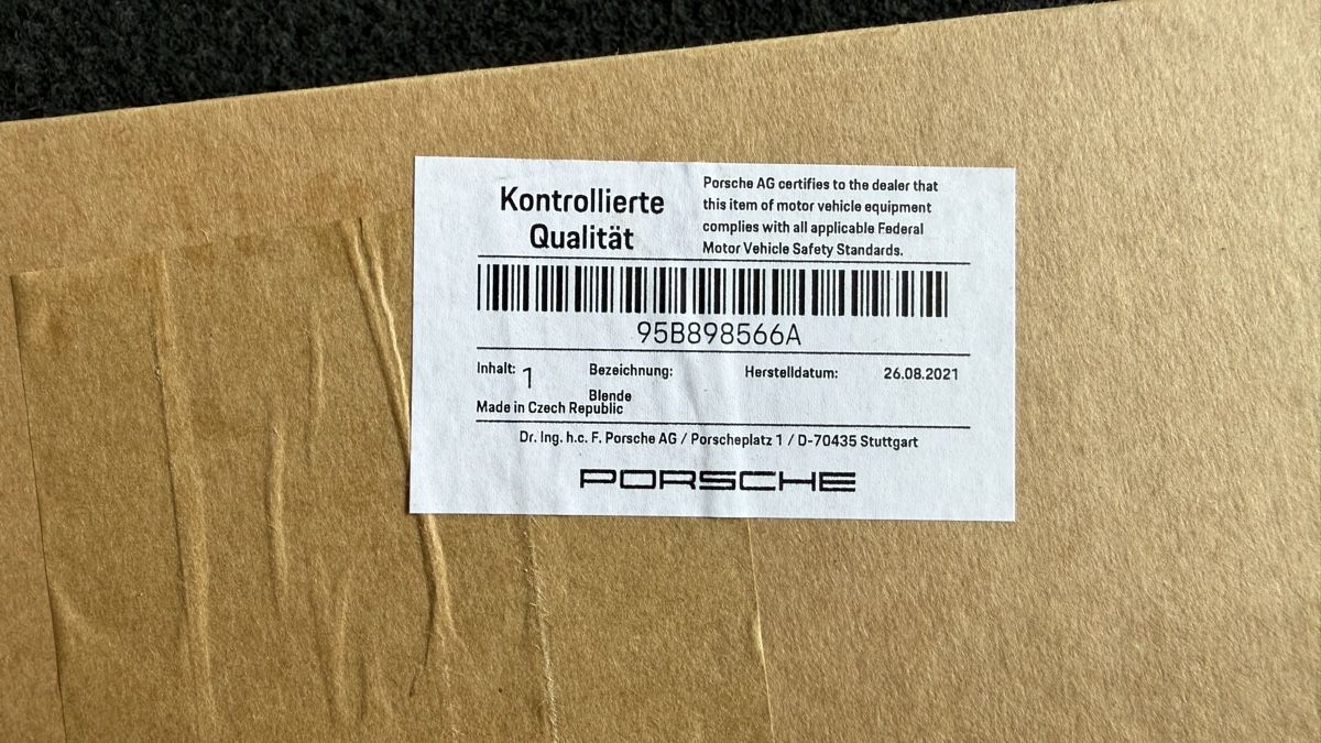 Porsche Tutti pezzi di ricambio auto: Porsche Macan Sideblades gebraucht – Usato da Steg im Tösstal venduto da Beckerbande 3