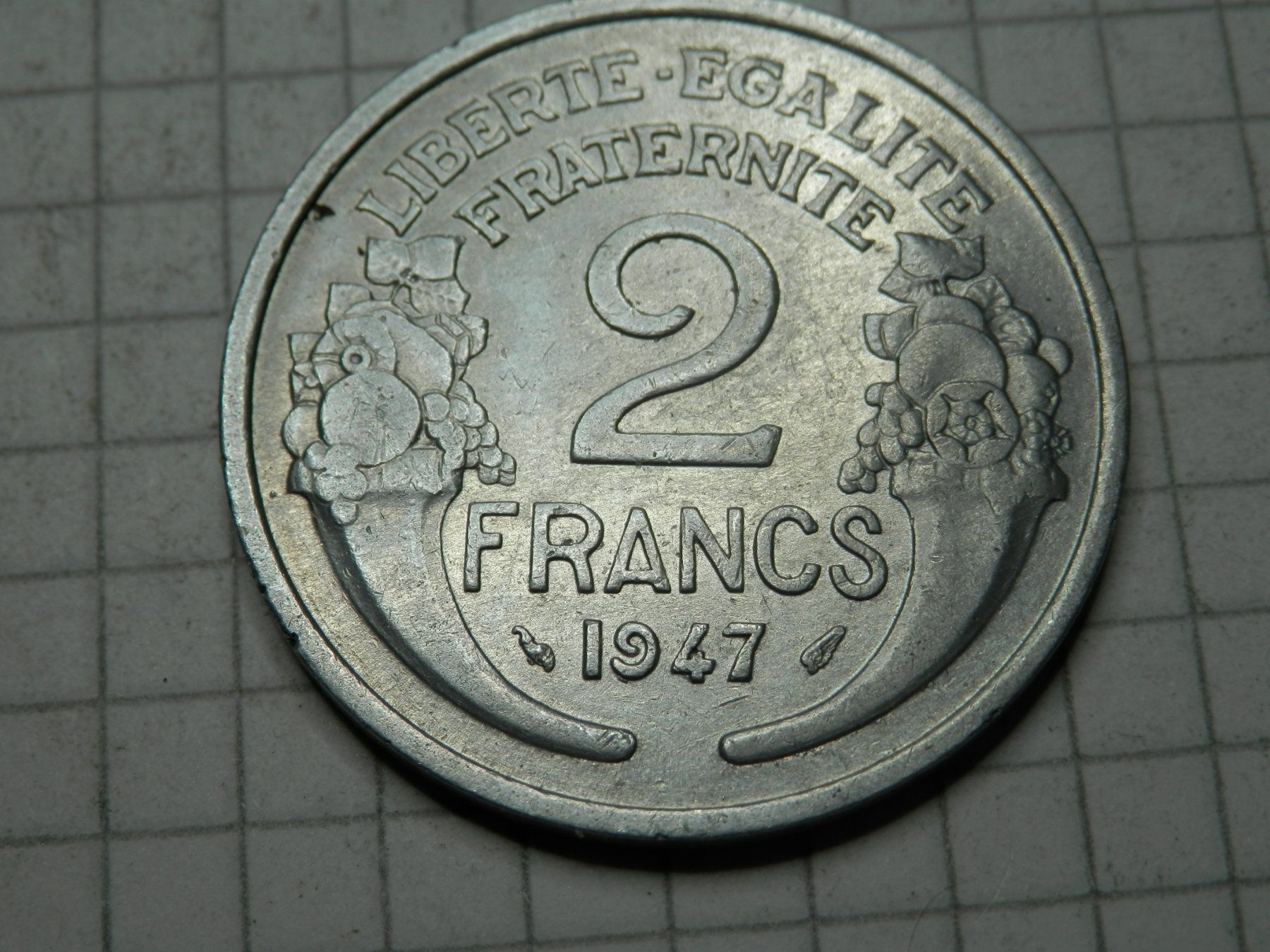 Tutti le monete: Frankreich 2 Franken, 1947 – Usato da Weiach venduto da weiach81