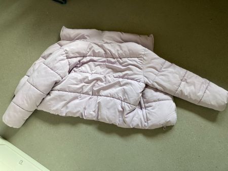 MNG Winterjacke, lila, Gr. XS, ideal für kalte Tage!