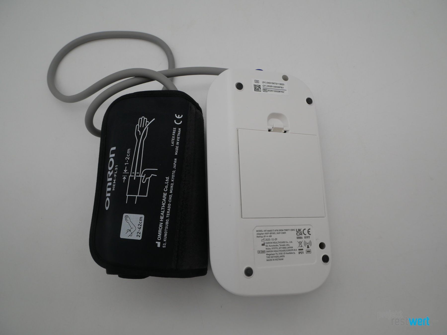Omron Appareils médicaux: OMRON M7 Intelli IT AFib Blutdruckmessgerät – Neuf (Voir description) à Winterthur par Restwert_Winterthur 3