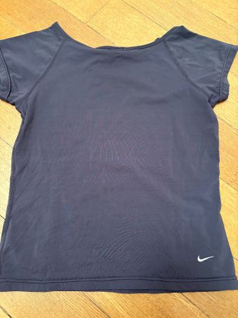 NIKE Tennis-Shirt, Grösse M