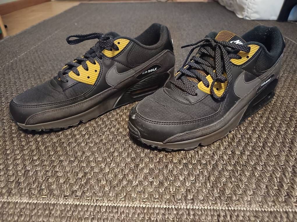 Nike Herrenschuhe: Nike Air Max 90 – Gebraucht aus Genève von Maxou84 2