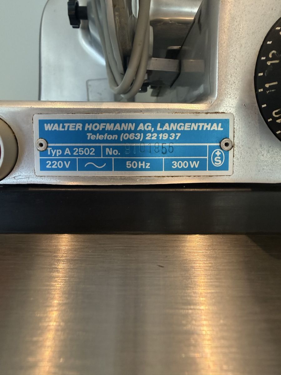 Cuisines complètes: Schneidemaschine Hofmann Typ A 2502 gebraucht – D'occasion à Rümlang par Rluescher 2
